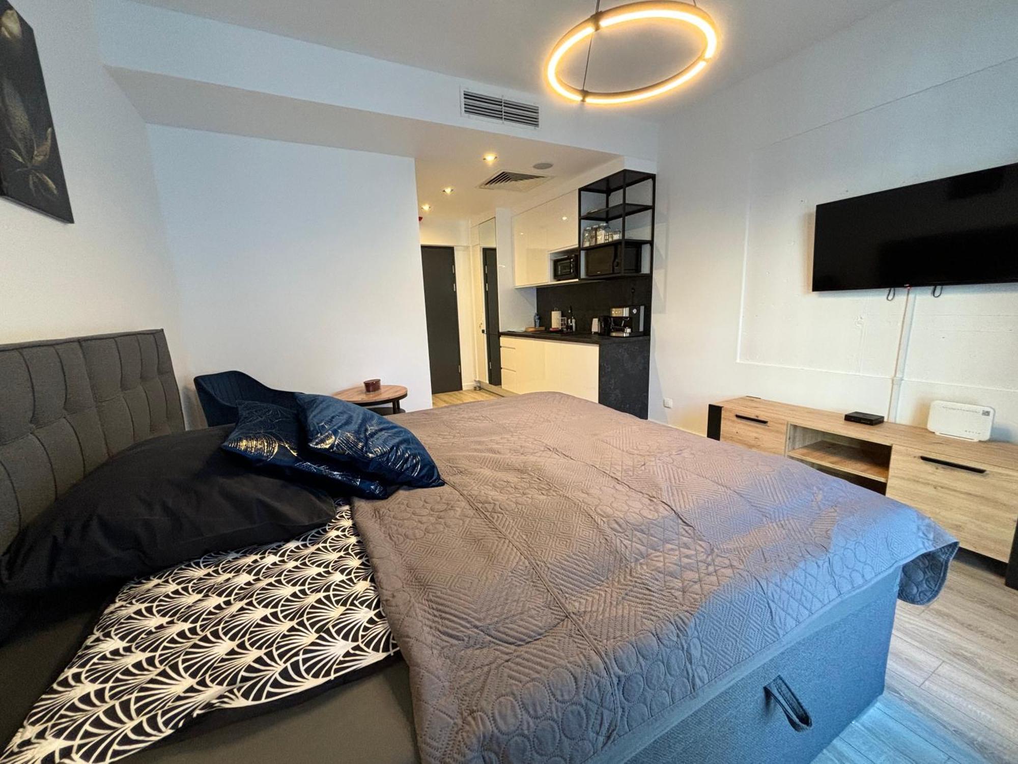 Totu Today-Plac Wolnosci 6 Apartamenty, Faktura Vat, Self Check-In Posen Exterior foto