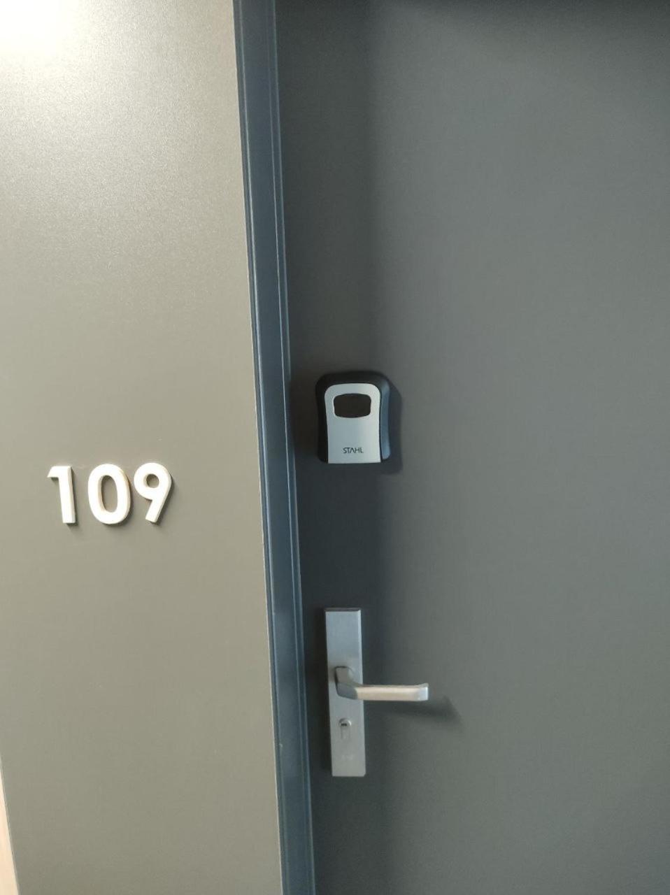 Totu Today-Plac Wolnosci 6 Apartamenty, Faktura Vat, Self Check-In Posen Exterior foto
